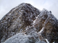 岳峠から見た鎌ヶ岳