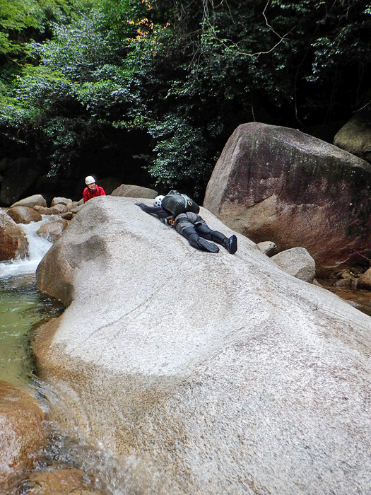 写真をクリックで拡大します