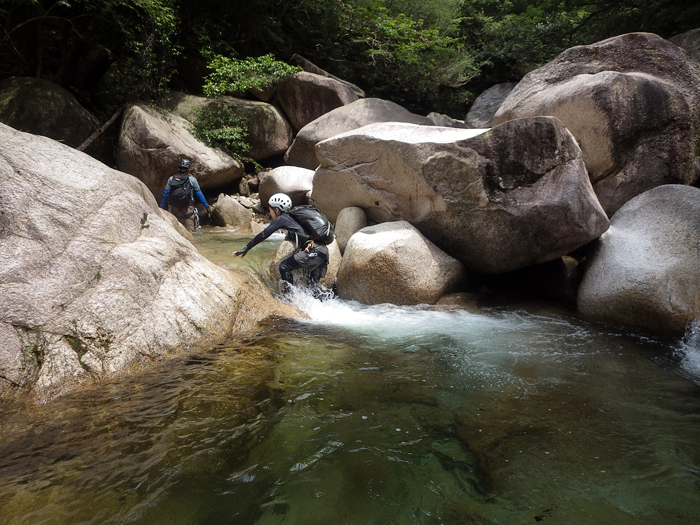 写真をクリックで拡大します