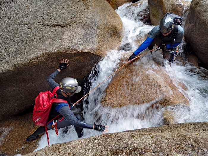 写真をクリックで拡大します