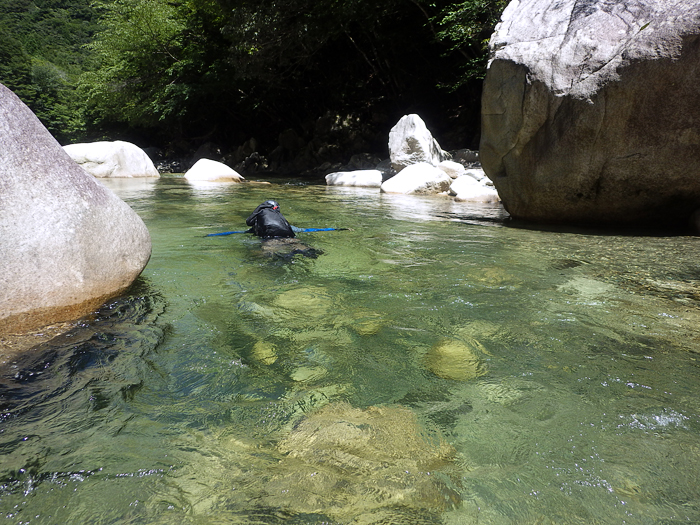 写真をクリックで拡大します