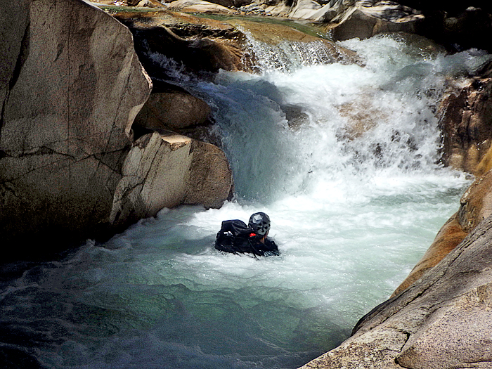 写真をクリックで拡大します