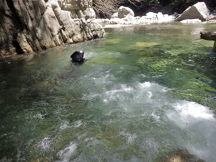 写真をクリックで拡大します