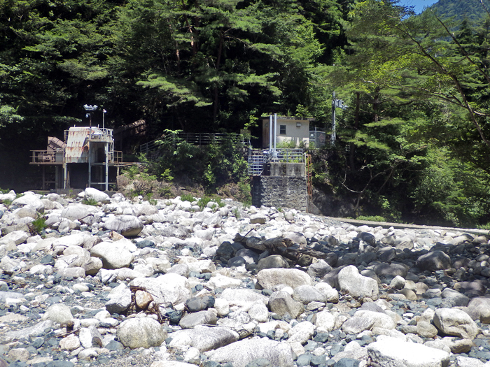 写真をクリックで拡大します